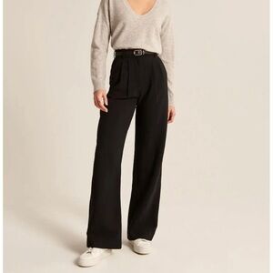 NWT - Daisy Grace  Black Wide-Leg Tailored Pants